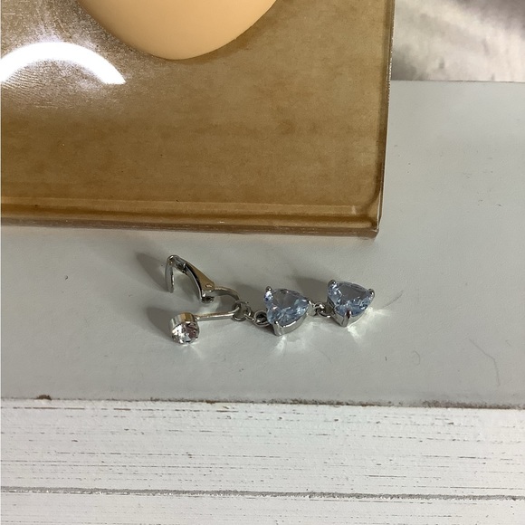 Clip-On Belly Button Ring - Picture 3 of 3